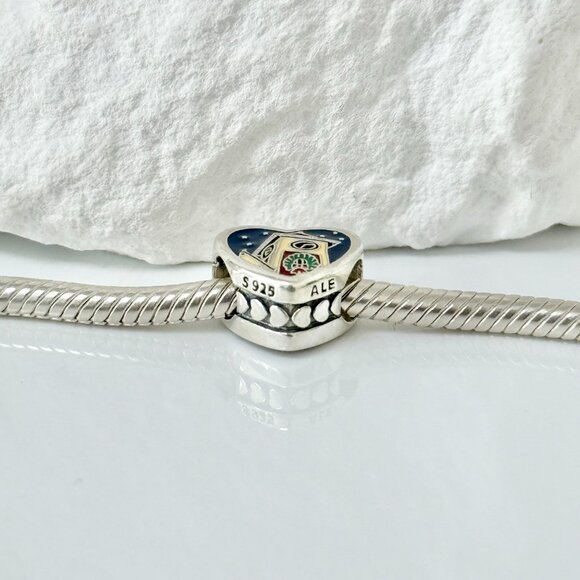 Pandora Merry Christmas New Bern S925 Silver Heart Bead Charm - Picture 2 of 3